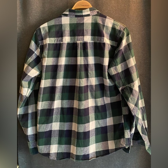 Poler Buffalo check flannel w/contrasting chest panels - Picture 4 of 5